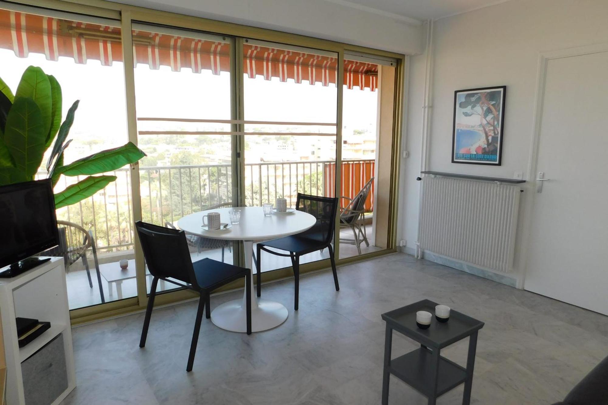 Charming T2 Eden Park With Swimming Pool Private Parking Leilighet Juan-les-Pins Eksteriør bilde